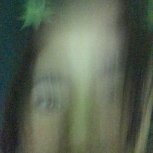 Meet your Posher, Abbi